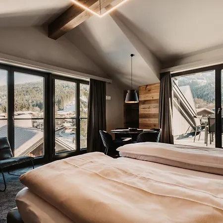 The Matthew - Copper Wagrain